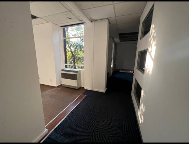 115M² OFFICE TO LET IN ROSEBANK